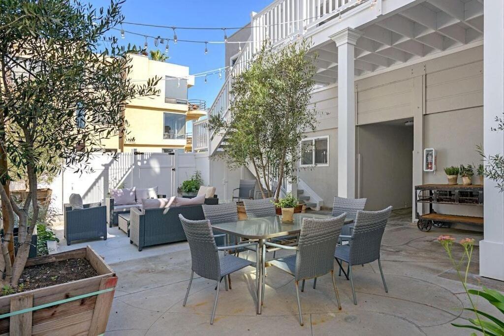 Appartamento Ocean View From Private Patio, Across Street From Beach Carlsbad Esterno foto