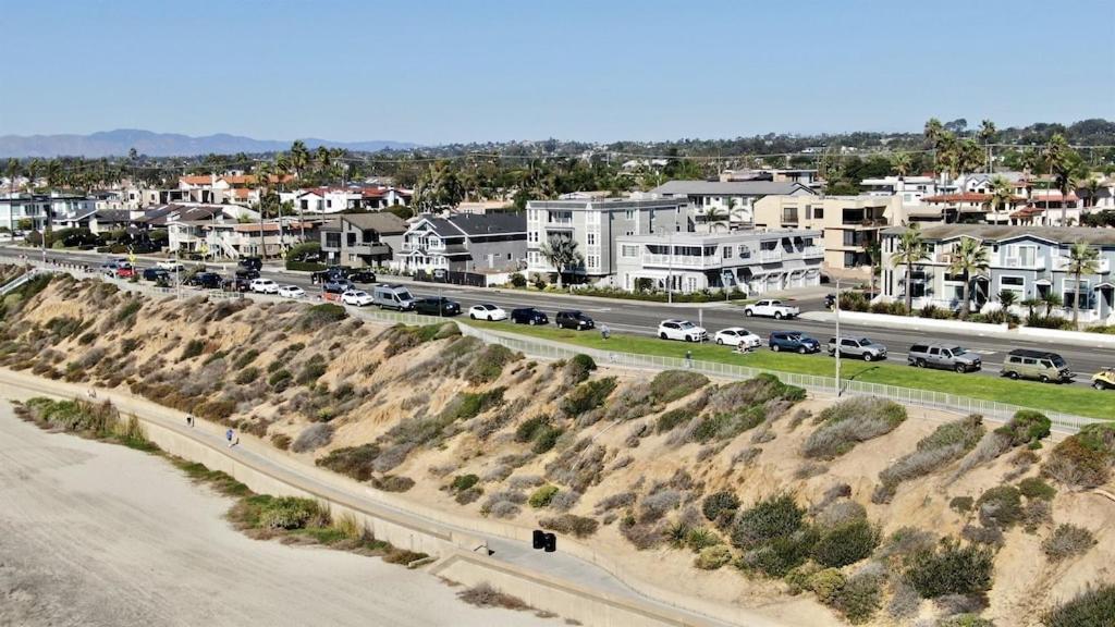 Appartamento Ocean View From Private Patio, Across Street From Beach Carlsbad Esterno foto