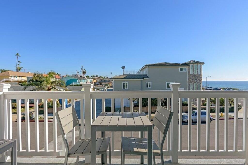 Appartamento Ocean View From Private Patio, Across Street From Beach Carlsbad Esterno foto